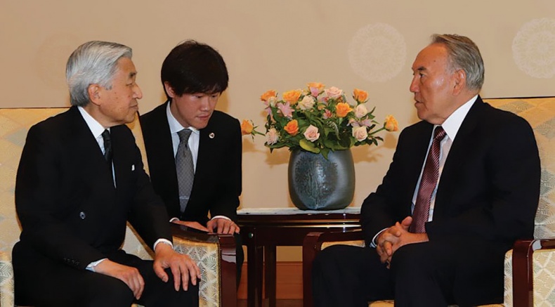 Иллюстрация к книге — Имя, ставшее эпохой. Нурсултан Назарбаев: новое прочтение биографии [i_147.jpg]