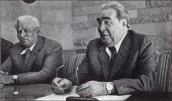 Иллюстрация к книге — Михаил Горбачев: Жизнь до Кремля [image46.jpg]