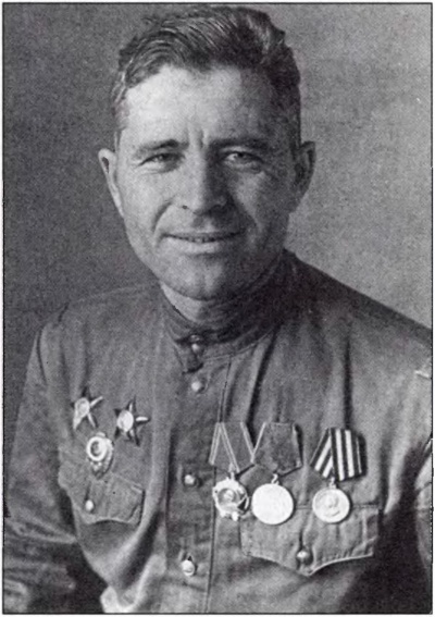 Иллюстрация к книге — Михаил Горбачев: Жизнь до Кремля [image7.jpg]