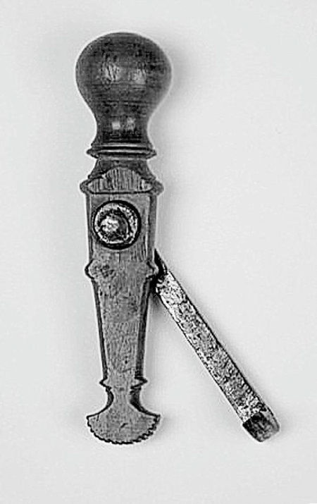 Иллюстрация к книге — Из истории зубоврачевания, или Кто лечит зубы монархам [i_130.jpg]