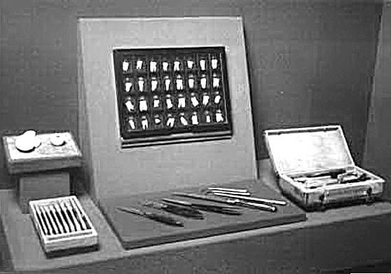 Иллюстрация к книге — Из истории зубоврачевания, или Кто лечит зубы монархам [i_141.jpg]