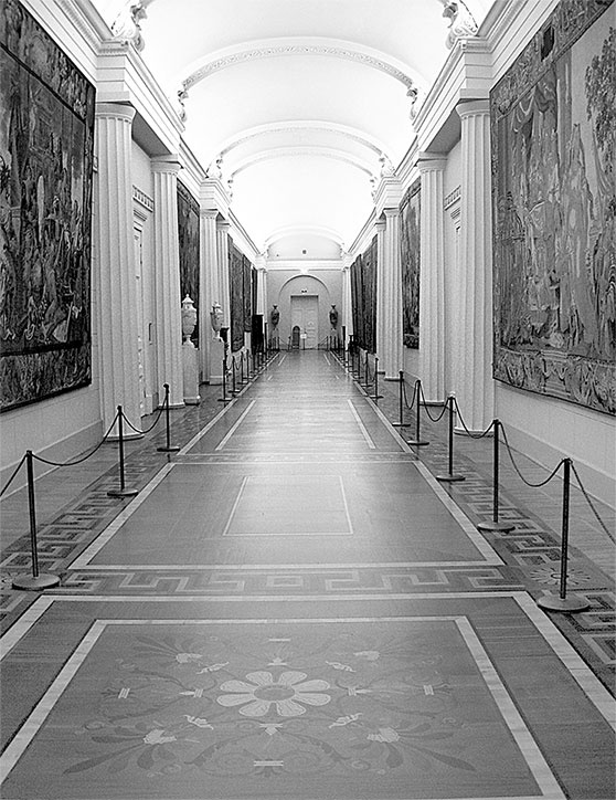 Иллюстрация к книге — Люди Зимнего дворца. Монаршие особы, их фавориты и слуги [i_166.jpg]