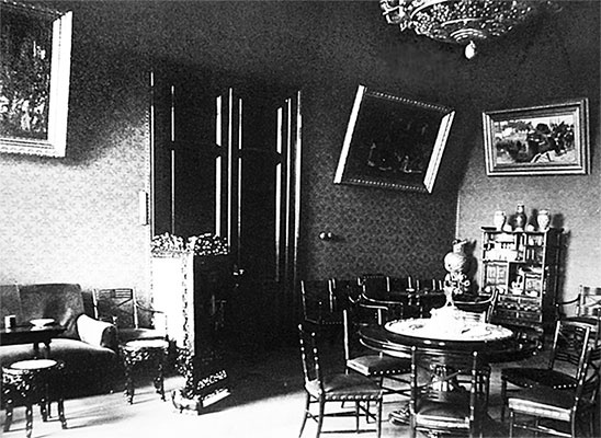 Иллюстрация к книге — Люди Зимнего дворца. Монаршие особы, их фавориты и слуги [i_196.jpg]