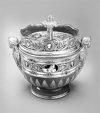 Иллюстрация к книге — Люди Зимнего дворца. Монаршие особы, их фавориты и слуги [i_255.jpg]