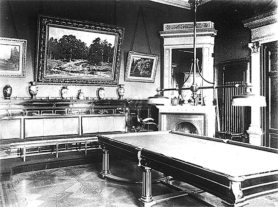 Иллюстрация к книге — Люди Зимнего дворца. Монаршие особы, их фавориты и слуги [i_345.jpg]