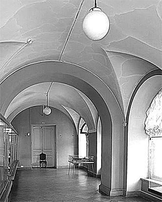 Иллюстрация к книге — Люди Зимнего дворца. Монаршие особы, их фавориты и слуги [i_416.jpg]