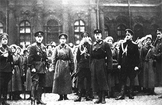 Иллюстрация к книге — Люди Зимнего дворца. Монаршие особы, их фавориты и слуги [i_510.jpg]