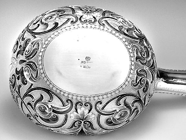 Иллюстрация к книге — Ювелирные сокровища Российского императорского двора [_20.jpg]