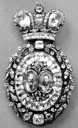 Иллюстрация к книге — Ювелирные сокровища Российского императорского двора [_298.jpg]