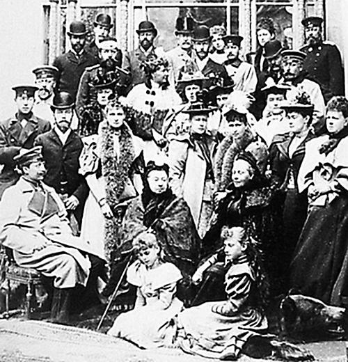 Иллюстрация к книге — Ювелирные сокровища Российского императорского двора [_40.jpg]