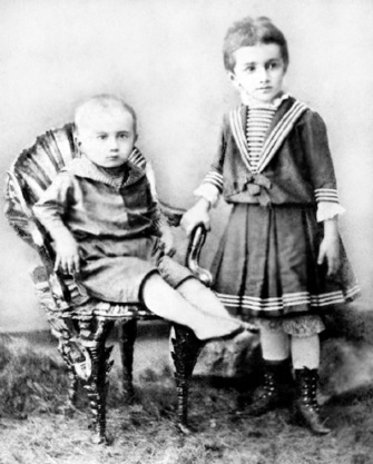 Иллюстрация к книге — Ахматова. Юные годы Царскосельской Музы [i_037.jpg]