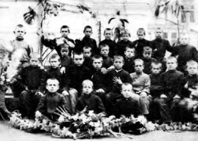 Иллюстрация к книге — Неизвестный Поликарпов [i_008.jpg]