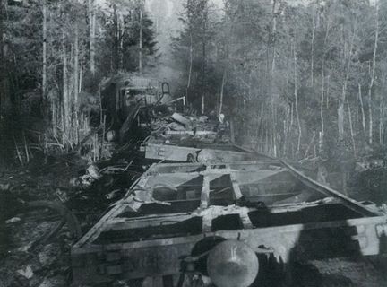 Иллюстрация к книге — "Долина смерти". Трагедия 2-й ударной армии [i_020.jpg]