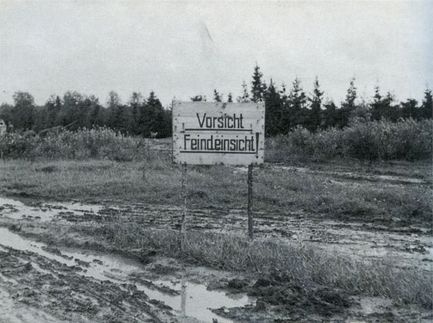 Иллюстрация к книге — "Долина смерти". Трагедия 2-й ударной армии [i_022.jpg]