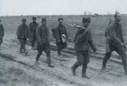 Иллюстрация к книге — "Долина смерти". Трагедия 2-й ударной армии [i_039.jpg]