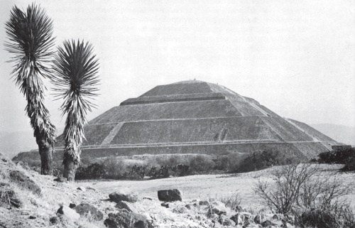 Иллюстрация к книге — Конкистадоры. История испанских завоеваний XV- XVI веков [i_023.jpg]