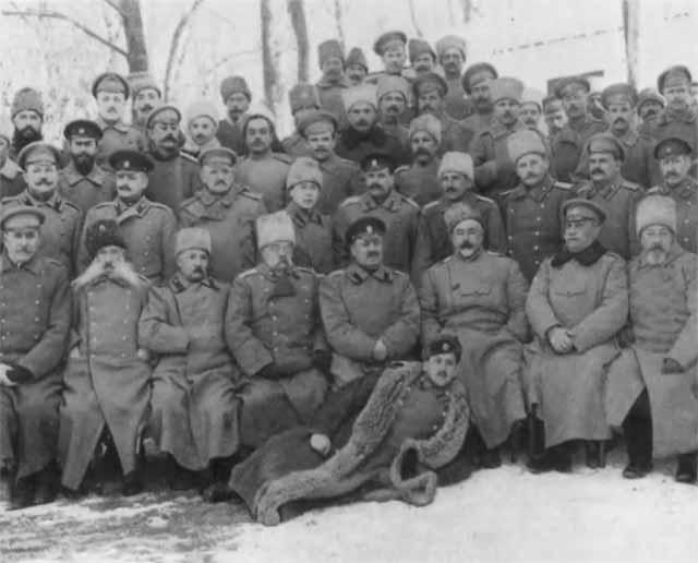 Иллюстрация к книге — Деникин [i_040.jpg]