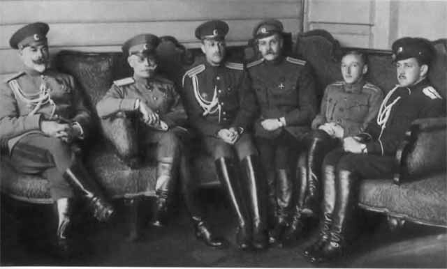 Иллюстрация к книге — Деникин [i_042.jpg]