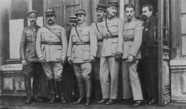 Иллюстрация к книге — Деникин [i_071.jpg]