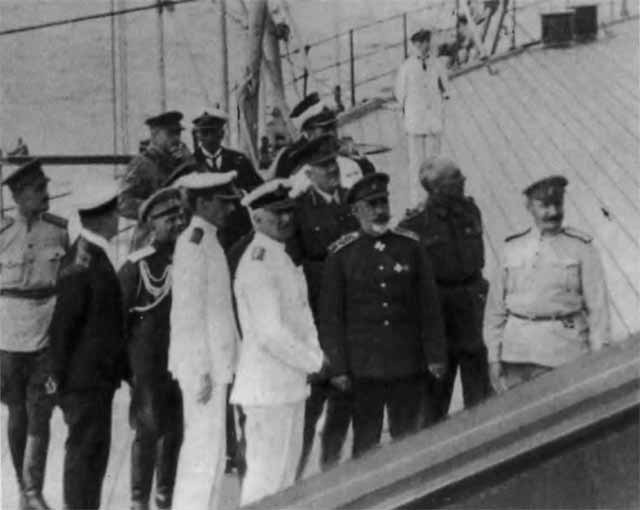 Иллюстрация к книге — Деникин [i_074.jpg]