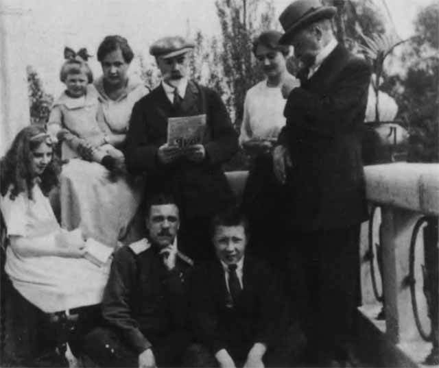 Иллюстрация к книге — Деникин [i_080.jpg]