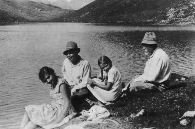 Иллюстрация к книге — Деникин [i_092.jpg]