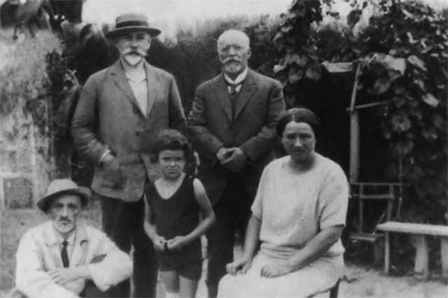 Иллюстрация к книге — Деникин [i_096.jpg]