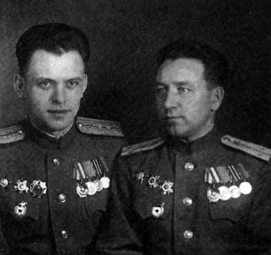 Иллюстрация к книге — На службе у бога войны. В прицеле черный крест [i_015.jpg]