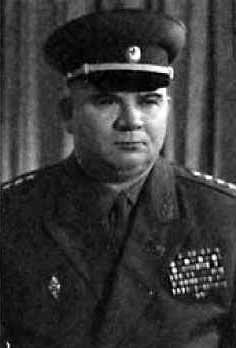 Иллюстрация к книге — На службе у бога войны. В прицеле черный крест [i_025.jpg]