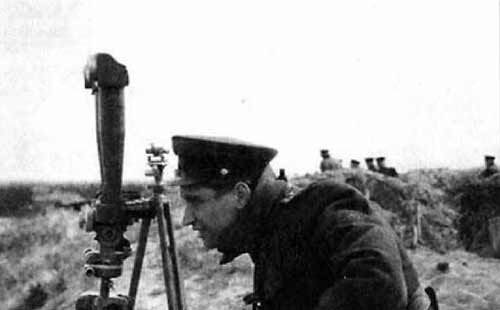 Иллюстрация к книге — На службе у бога войны. В прицеле черный крест [i_030.jpg]