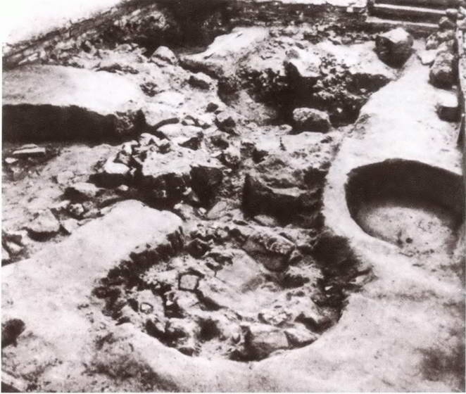 Иллюстрация к книге — Владимир Святой [i_038.jpg]