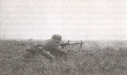 Иллюстрация к книге — 1941 год глазами немцев. Березовые кресты вместо железных [i_010.jpg]