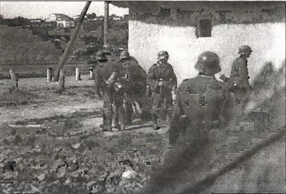 Иллюстрация к книге — 1941 год глазами немцев. Березовые кресты вместо железных [i_059.jpg]