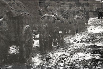 Иллюстрация к книге — 1941 год глазами немцев. Березовые кресты вместо железных [i_070.jpg]