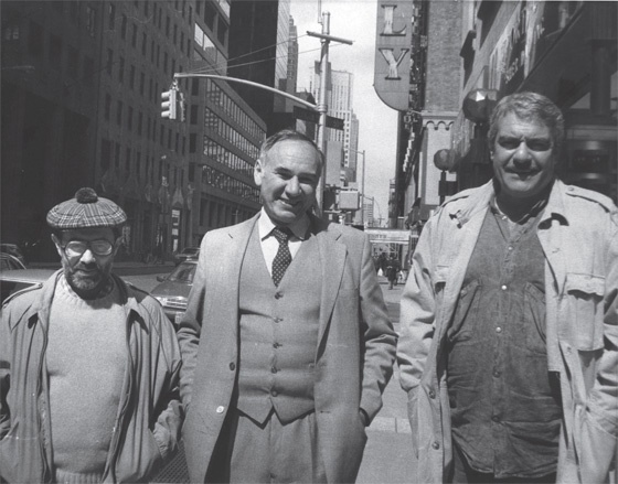 Иллюстрация к книге — Быть Сергеем Довлатовым. Традегия веселого человека [i_029.jpg]