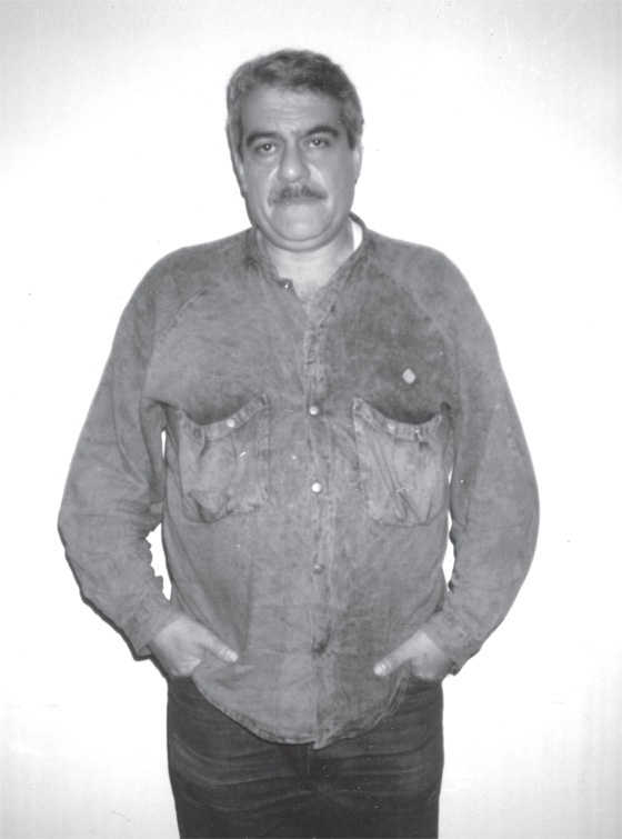 Иллюстрация к книге — Быть Сергеем Довлатовым. Традегия веселого человека [i_044.jpg]