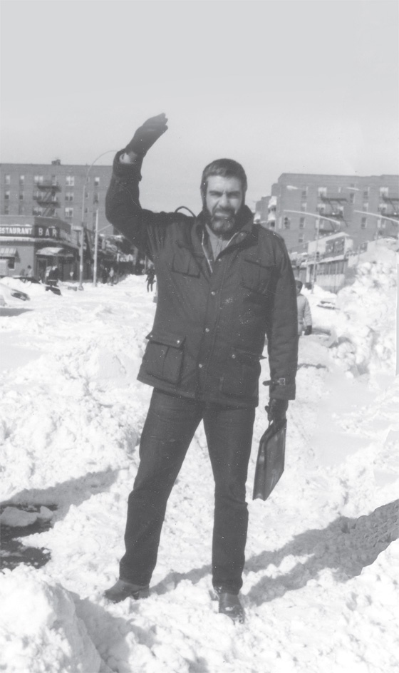 Иллюстрация к книге — Быть Сергеем Довлатовым. Традегия веселого человека [i_048.jpg]