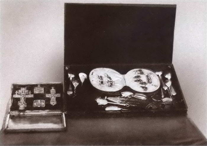 Иллюстрация к книге — Царица Евдокия [i_022.jpg]