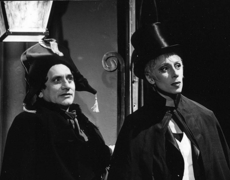 Иллюстрация к книге — Петр Фоменко. Энергия заблуждения [i_015.jpg]