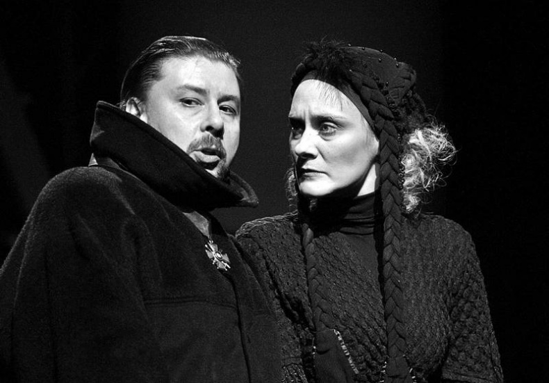 Иллюстрация к книге — Петр Фоменко. Энергия заблуждения [i_028.jpg]