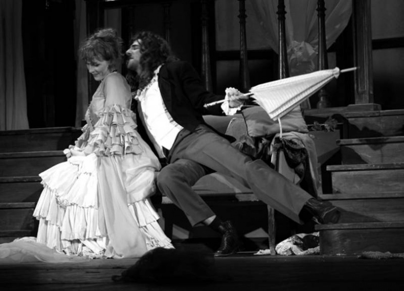 Иллюстрация к книге — Петр Фоменко. Энергия заблуждения [i_033.jpg]