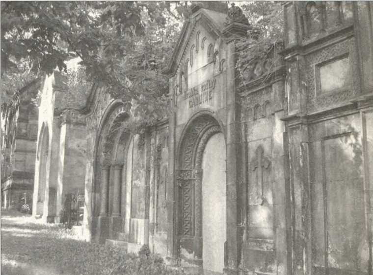 Иллюстрация к книге — Русская Прага [i_061.jpg]