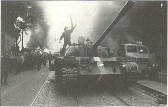 Иллюстрация к книге — Русская Прага [i_093.jpg]