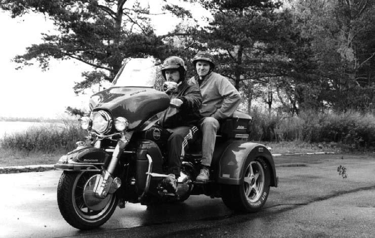 Иллюстрация к книге — Бандитский Петербург. 25 лет спустя [vkl1_12.jpg]