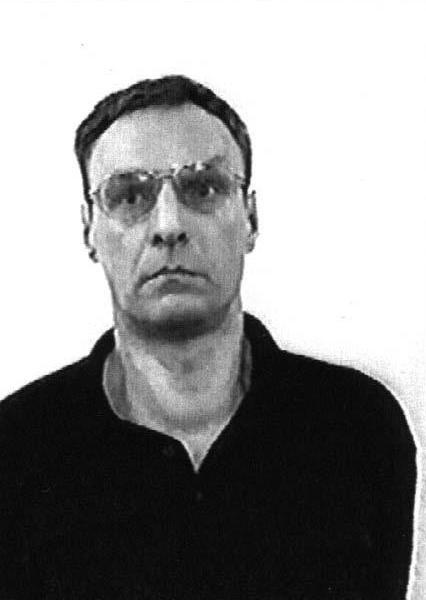 Иллюстрация к книге — Бандитский Петербург. 25 лет спустя [vkl2_04_4.jpg]