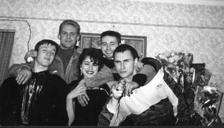 Иллюстрация к книге — Бандитский Петербург. 25 лет спустя [vkl2_05_3.jpg]