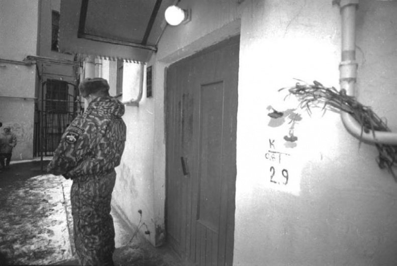 Иллюстрация к книге — Бандитский Петербург. 25 лет спустя [vkl2_08_2.jpg]