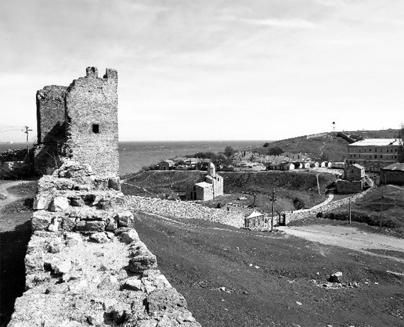 Иллюстрация к книге — Наша счастливая треклятая жизнь [i_025.jpg]