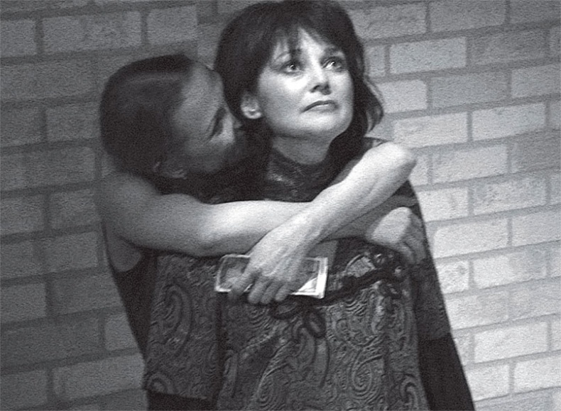 Иллюстрация к книге — Наша счастливая треклятая жизнь [i_051.jpg]