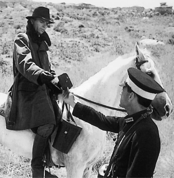 Иллюстрация к книге — Сидней Рейли. Подлинная история «короля шпионов» [i_061.jpg]